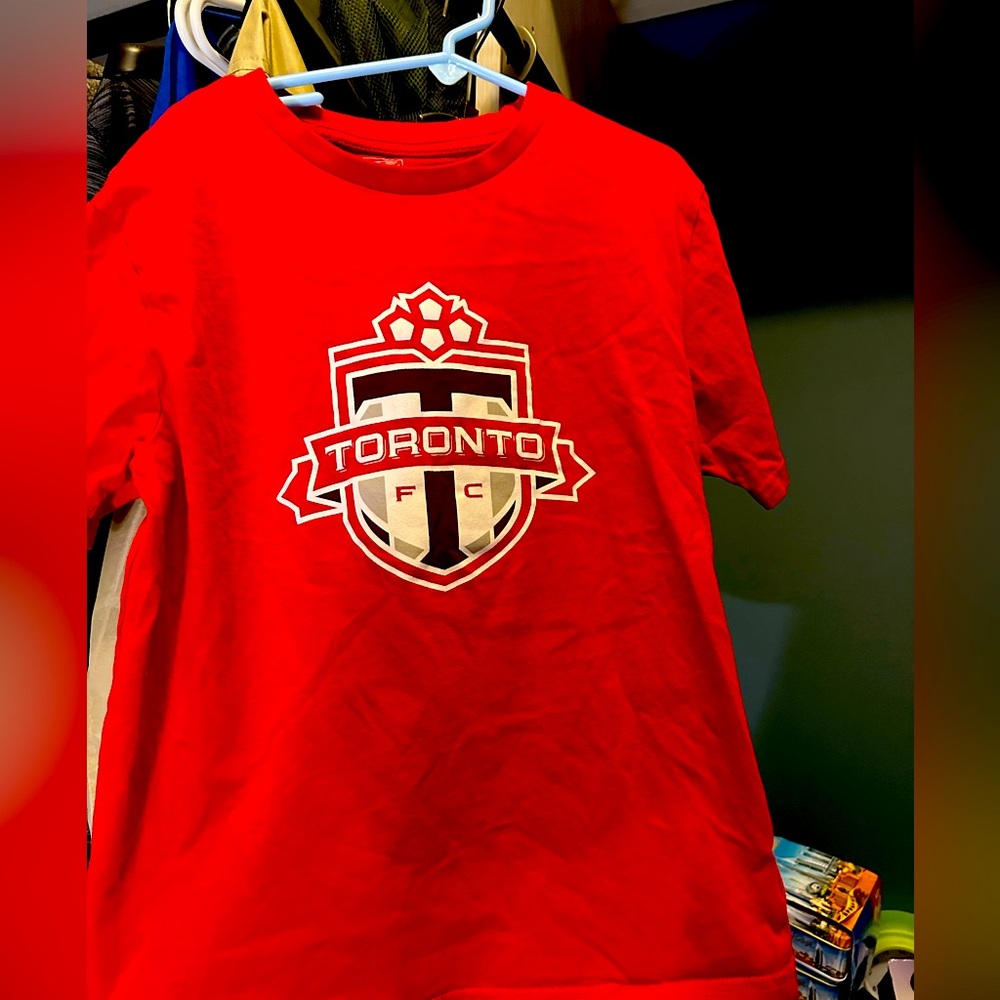 Toronto FC t-shirt size Small